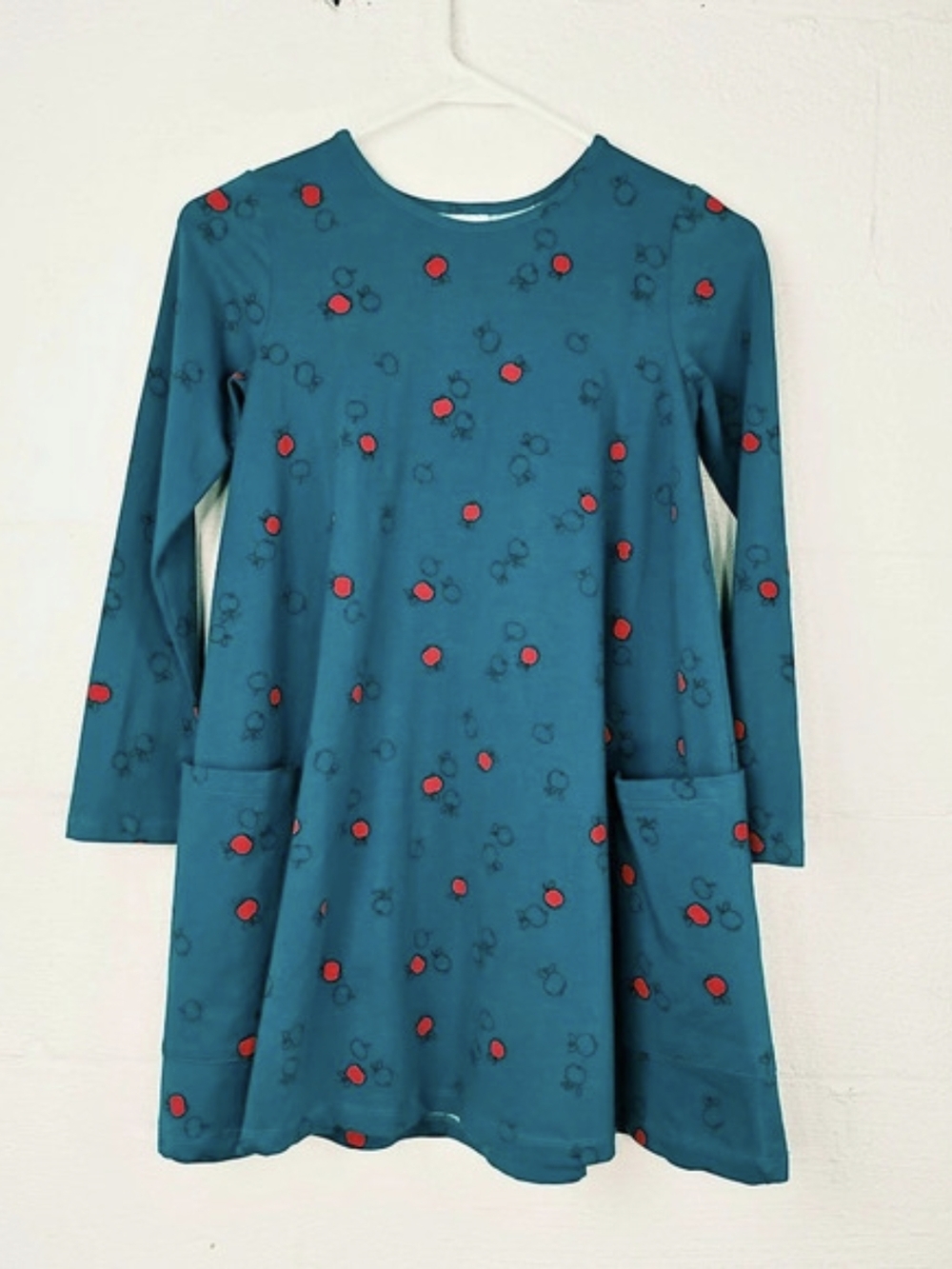 Hanna Andersson Long Sleeved Apple Print Dress